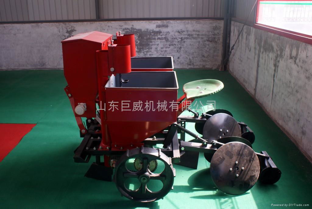 potato-planting machine 4