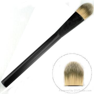 Foundation brush