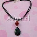 black red agate necklace 1