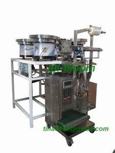 nail,nut and candy packaging machine