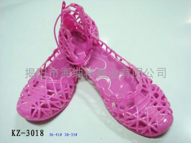 PVC水晶涼鞋 3