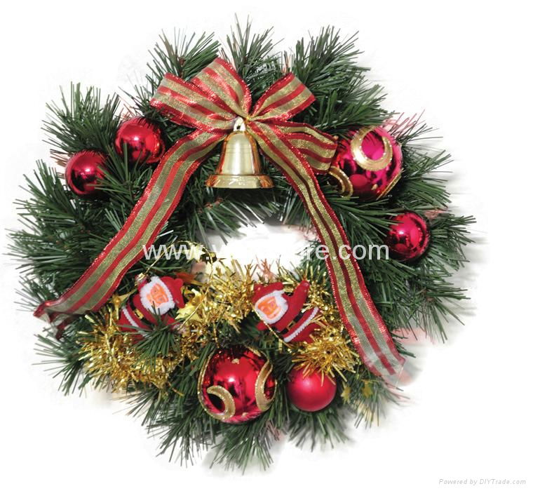 10" (26cm) Pre-decorated Wreath,w/40 tips