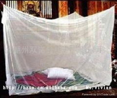 Pregnant mosquito nets insecticide treated