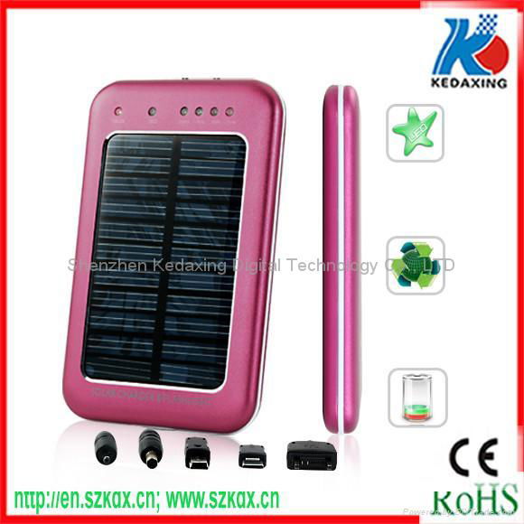 Solar charger with LED flashlight  4