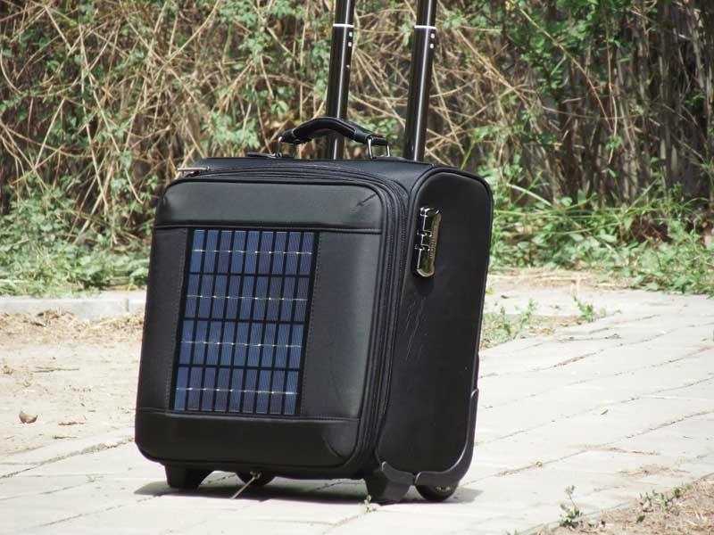 solar laptop charging bag 3