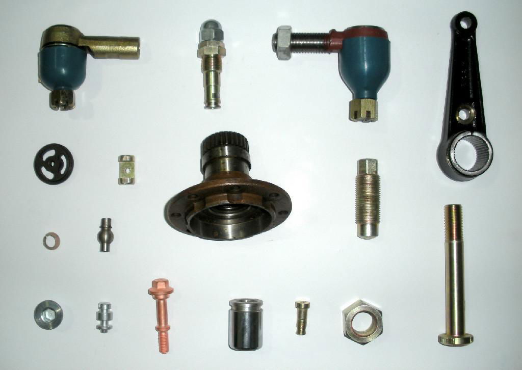 Non-standard bolt and drag link ball head