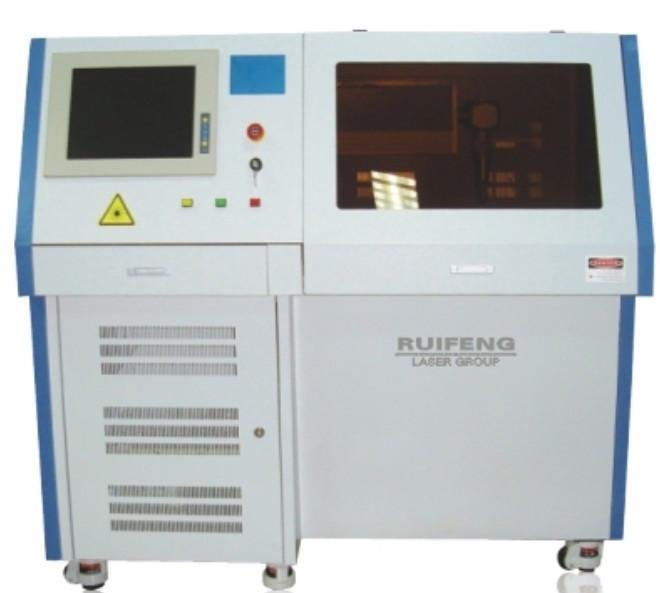 laser cutting machine (RF-Q300)