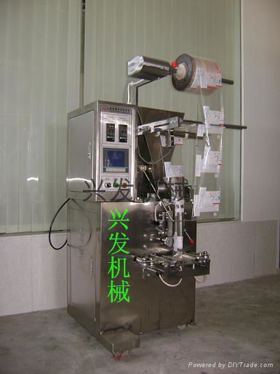 XF-280Trilateral seals the powder packaging machine 3