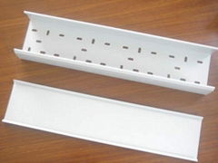 Sealed cable trunking 