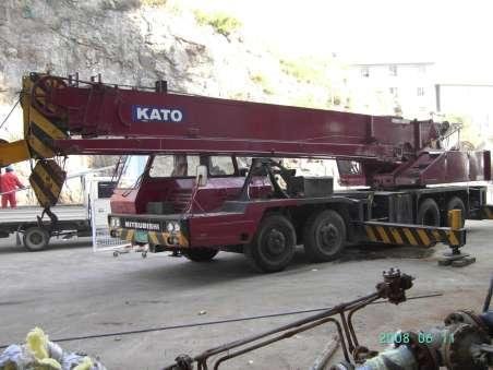 35T KATO used truck crane 3