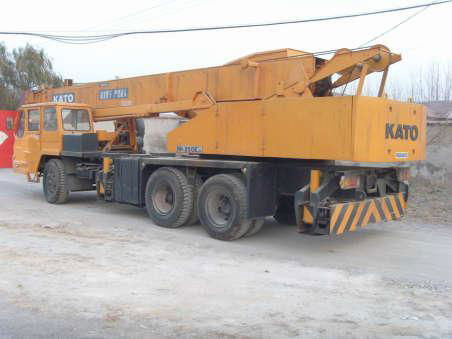 JAPAN KATO NK2500E used truck crane 2