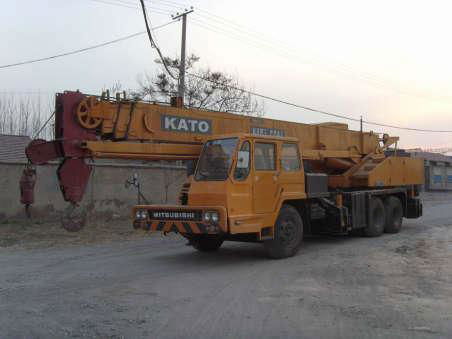 JAPAN KATO NK2500E used truck crane 4