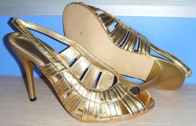 Female high-heeled sandals 2