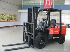 3.5-5 Tons, 3-6 M Diesel Powered Forklifts