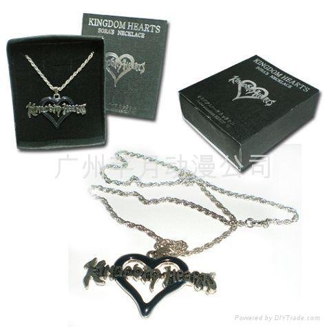 Kingdom Hearts box Micky necklace+key chain 4