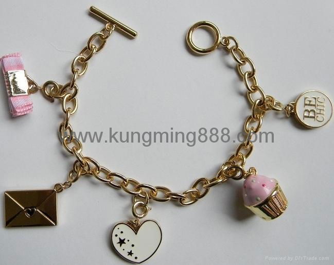 fashion bracelet