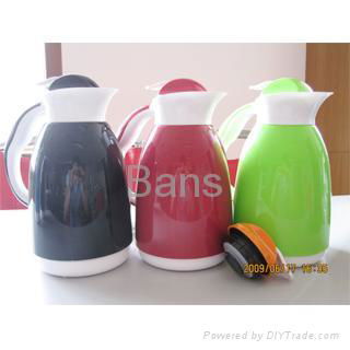 Plastic vacuum flask 2