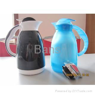 Plastic vacuum flask 3