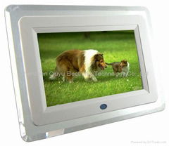 7'' digital photo frame with built-in 1 GB memory