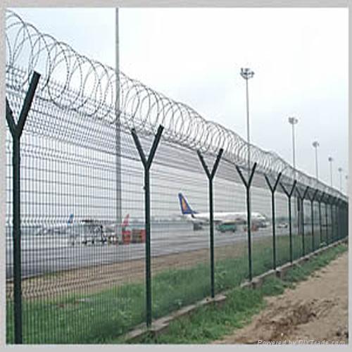 Airport fence 3