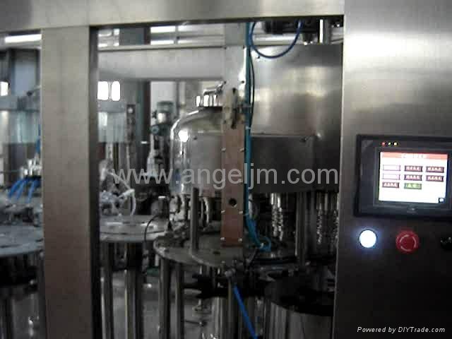 Middle scale mineral water filling machine with cap sorter 3