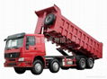 SINOTRUK HOWO 8×4 TIPPER 1