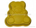 silicone cake mold in bear