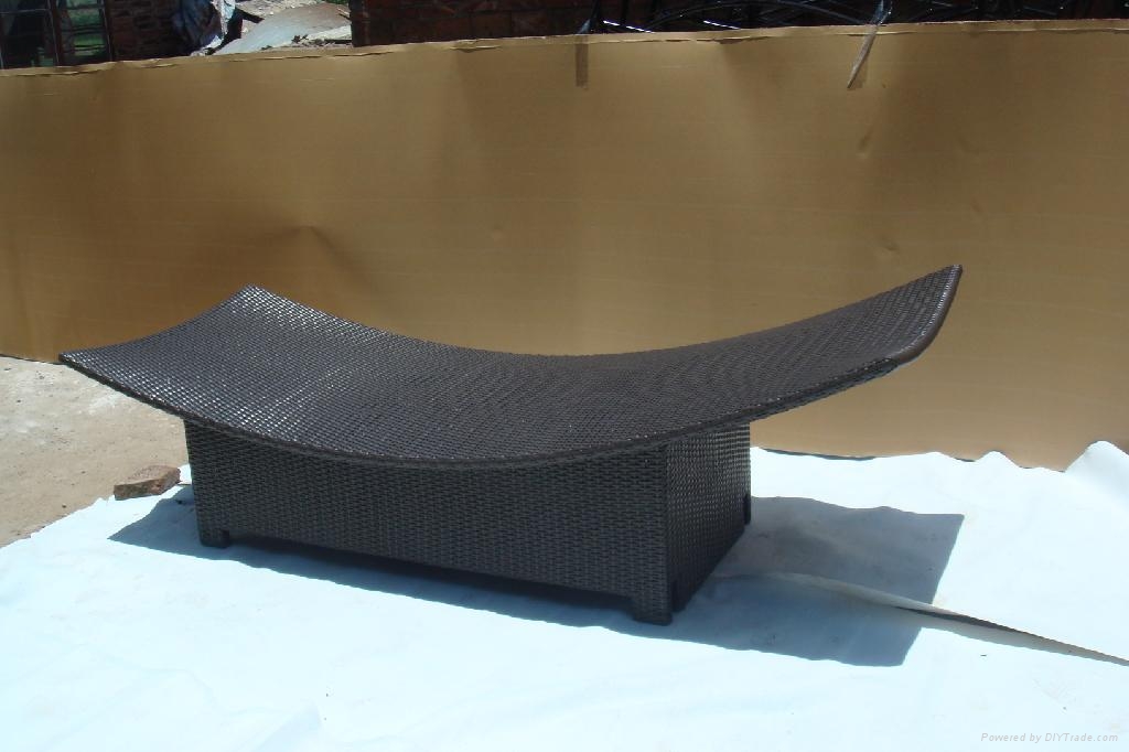 Foshan factory rattan wicker daybed/ chaise lounge FCO001 Sun