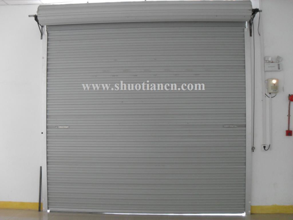  roll up door