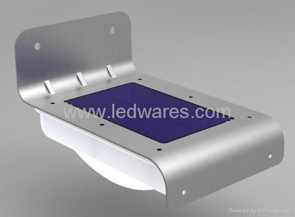 Sensor solar LED wall pack