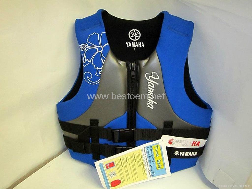 Life Jackets and Vests for Adults and Kids 3