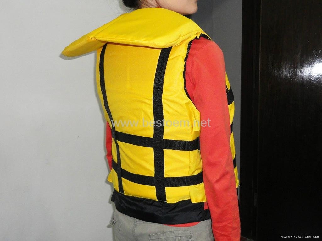Life Jackets and Vests for Adults and Kids 4