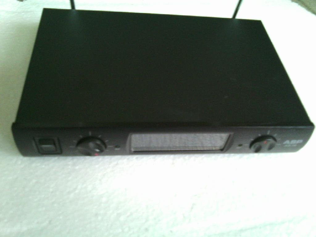 UHF fix frequency wireless mirophone 2