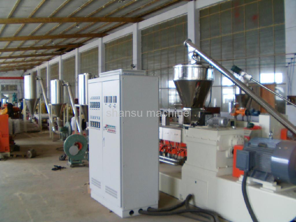 WPC PELLETIZING MACHINE