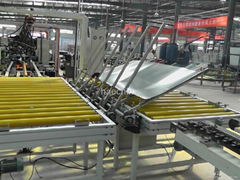 Freezer assembly line which is bending side board machine