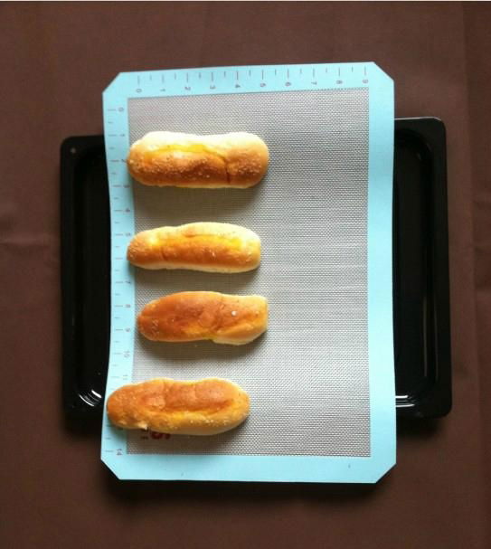 "Non-slip pastry mat" non-stick and reusable 4