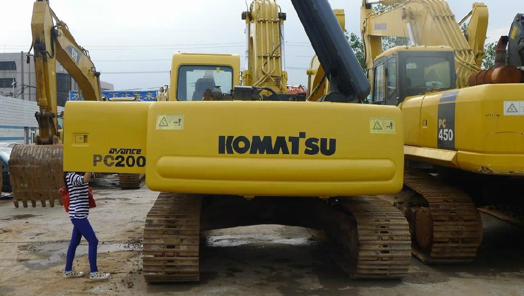 KOMATSU PC200-6 3