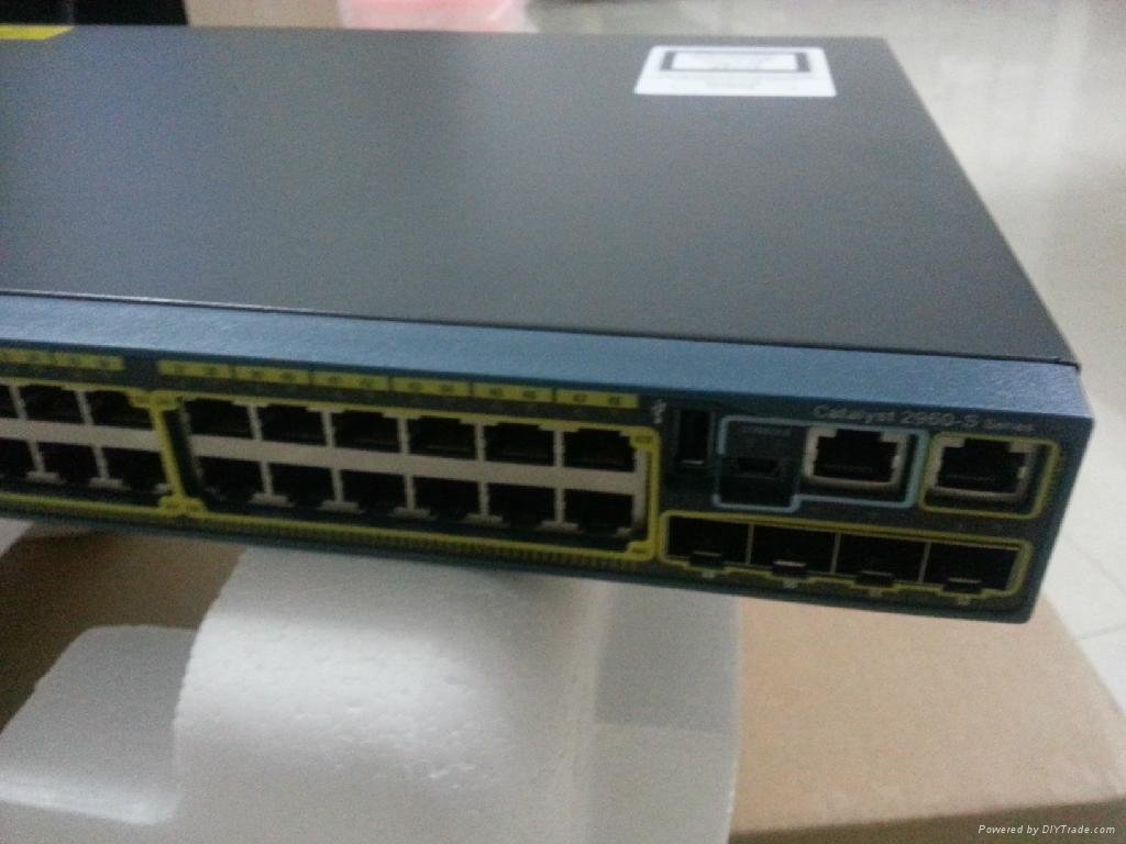 CISCO Catalyst WS-C2960S-48TS-L  48 ports Managed - rack-mountable switch  4
