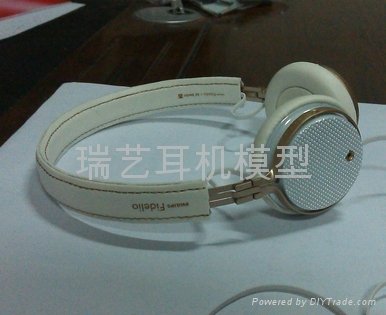 Headphone model 2
