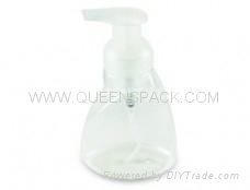 Trangle PET bottle with pump Q7907D