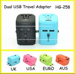 Universal travel adapter