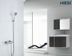 Thermostatic shower mixer