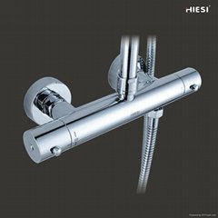 Thermostatic shower mixer 