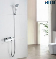 Thermostatic shower mixer 