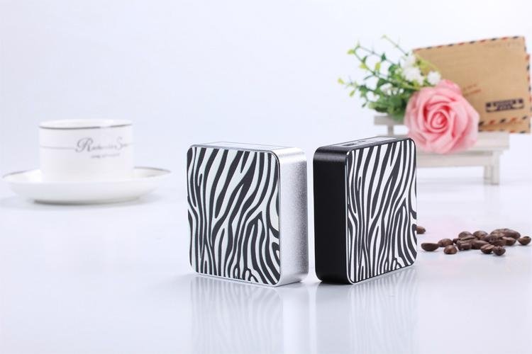 HOT Selling USB portable power bank External Battery for iPhone ipad laptop pc  4