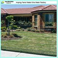 Hot dipped galvanized roll top fence 4