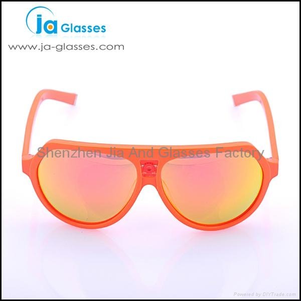 Colored Lens Sunglasses Customized  3