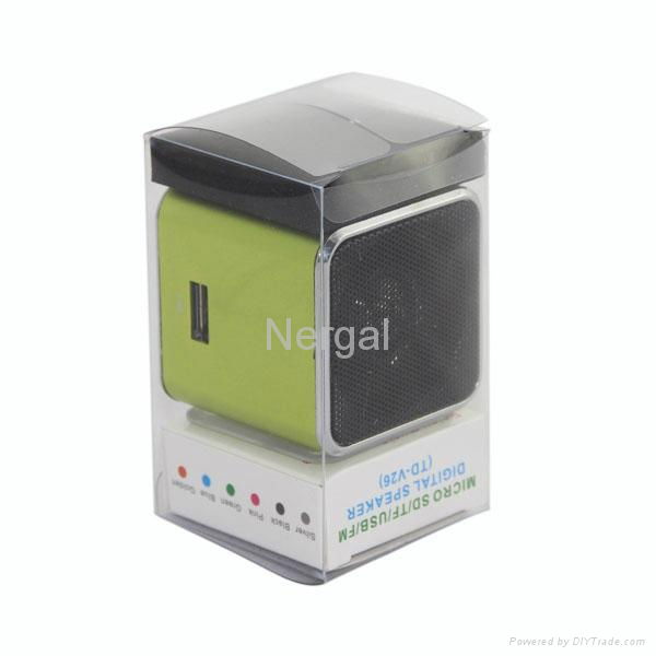 portable good quality mini speaker with FM radio  3