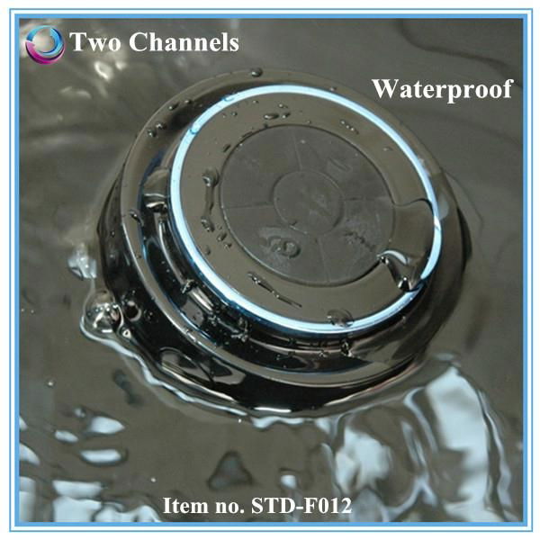 new laptop gadgets IPX7 Waterproof bluetooth speaker with hands free function 3