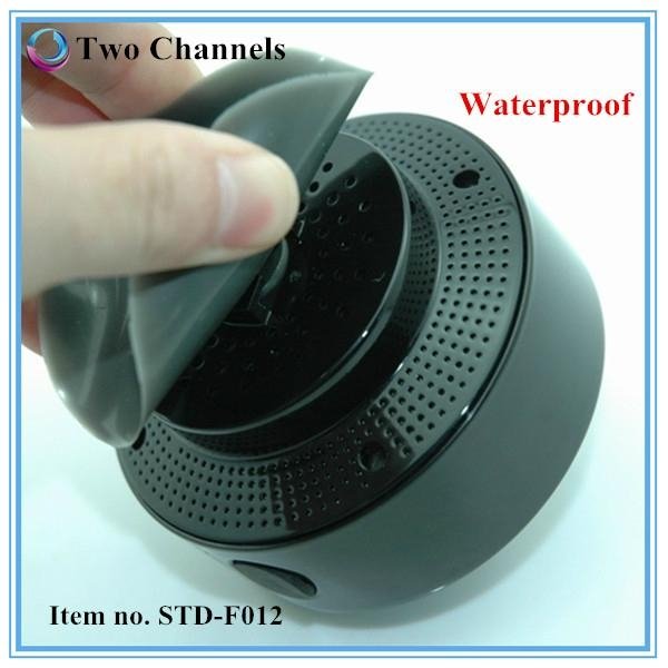 new laptop gadgets IPX7 Waterproof bluetooth speaker with hands free function 4